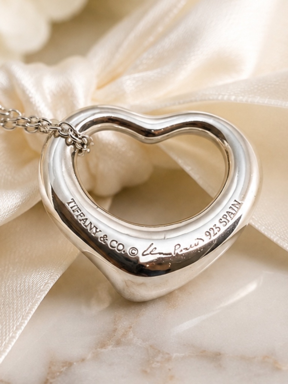 Tiffany & Co. Elsa Peretti Open Heart Necklace Sterling Silver 16mm 16” 925